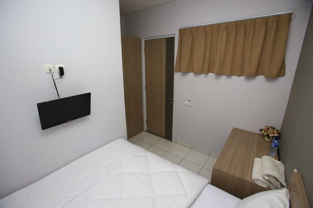 Reddoorz @ Karet Pedurenan 2 Jakarta Eksteriør bilde